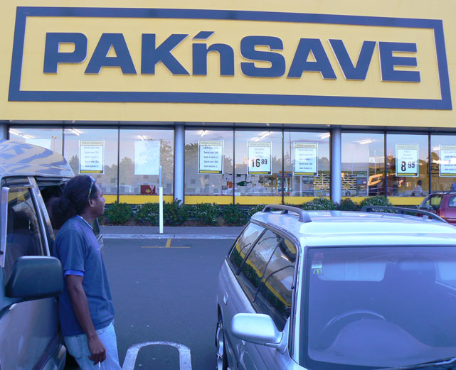 On va chercher de la viande au PAK'N'SAVE, une sorte de Leader Price