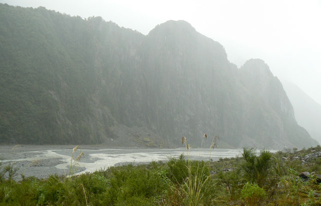 Fjord sec devant Fox et Franz Josef Glaciers