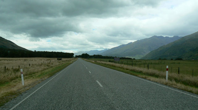 la route direction Lake Wanaka
